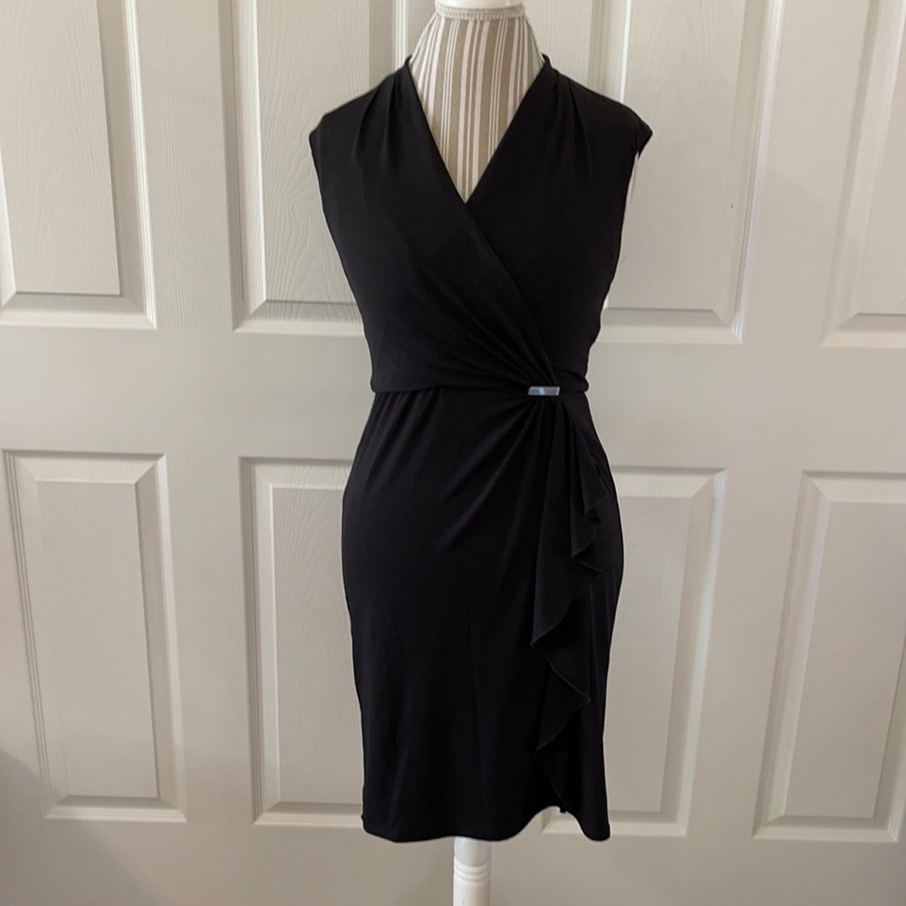 ▪️White House black-market dress▪️
